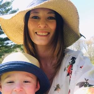 Meet your Posher, Christine